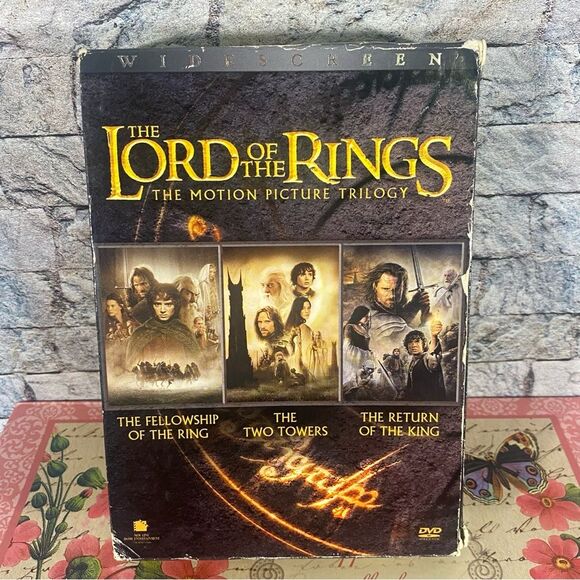 The Lord Of The Rings The Motion Picture Trilogy Wide Screen DVD Set of Three - Picture 1 of 8